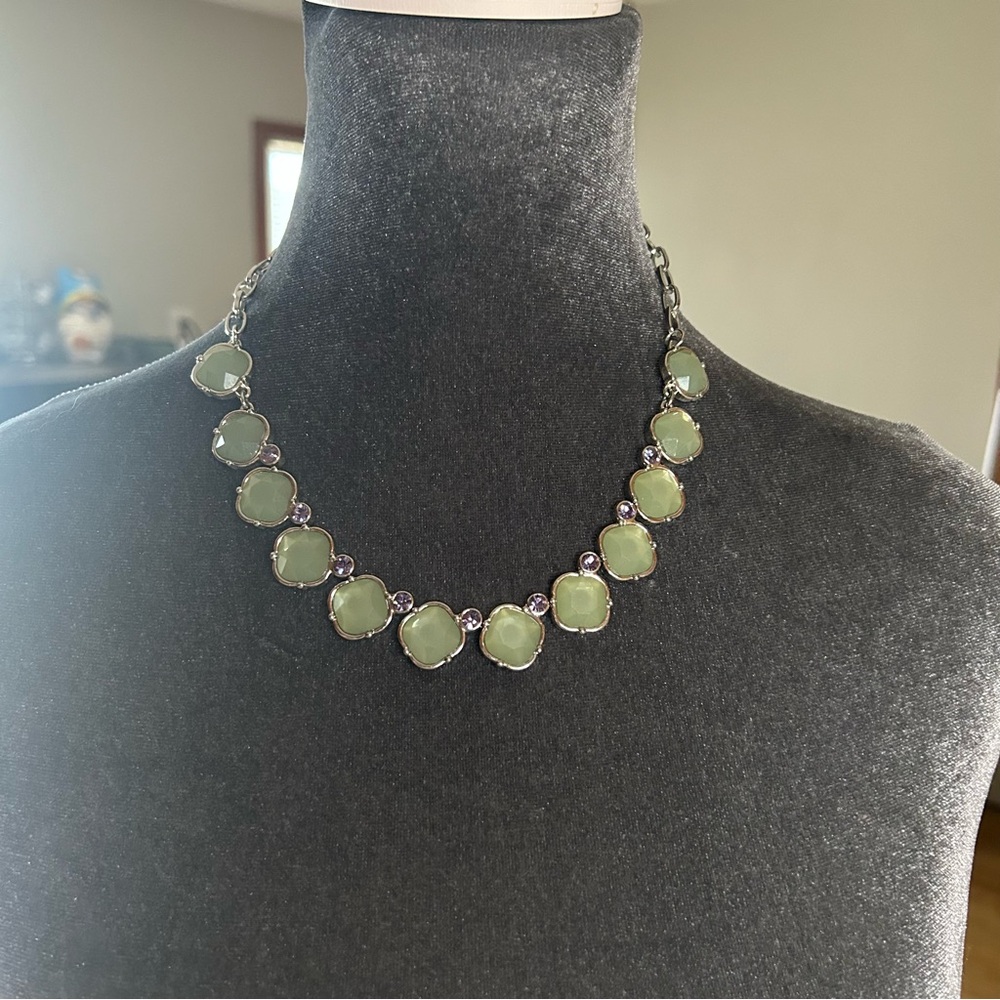 Elegant Green and Silver Necklace